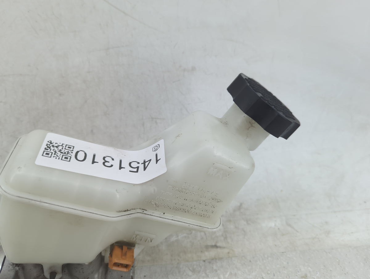 2015-2019 Hyundai Sonata Brake Master Cylinder 1451310 - Oemusedautoparts1.com