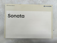 2017 Hyundai Sonata Owners Manual Book Guide P/N:HC10-EU75H OEM Used Auto Parts - Oemusedautoparts1.com