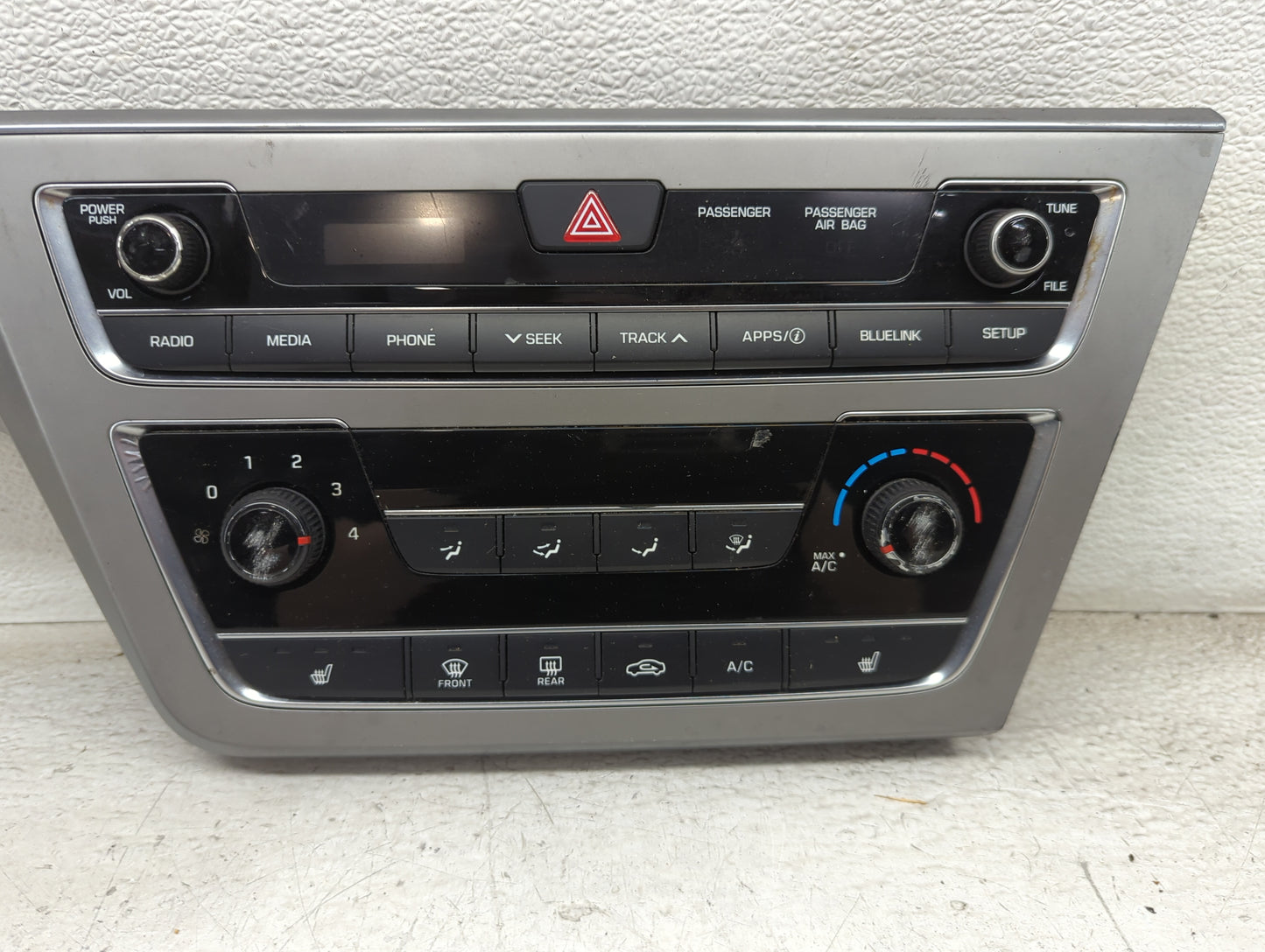 2016-2017 Hyundai Sonata Climate Control Module Temperature AC/Heater Replacement P/N:94510-C2530 D2AU Fits Fits 2016 2017 O