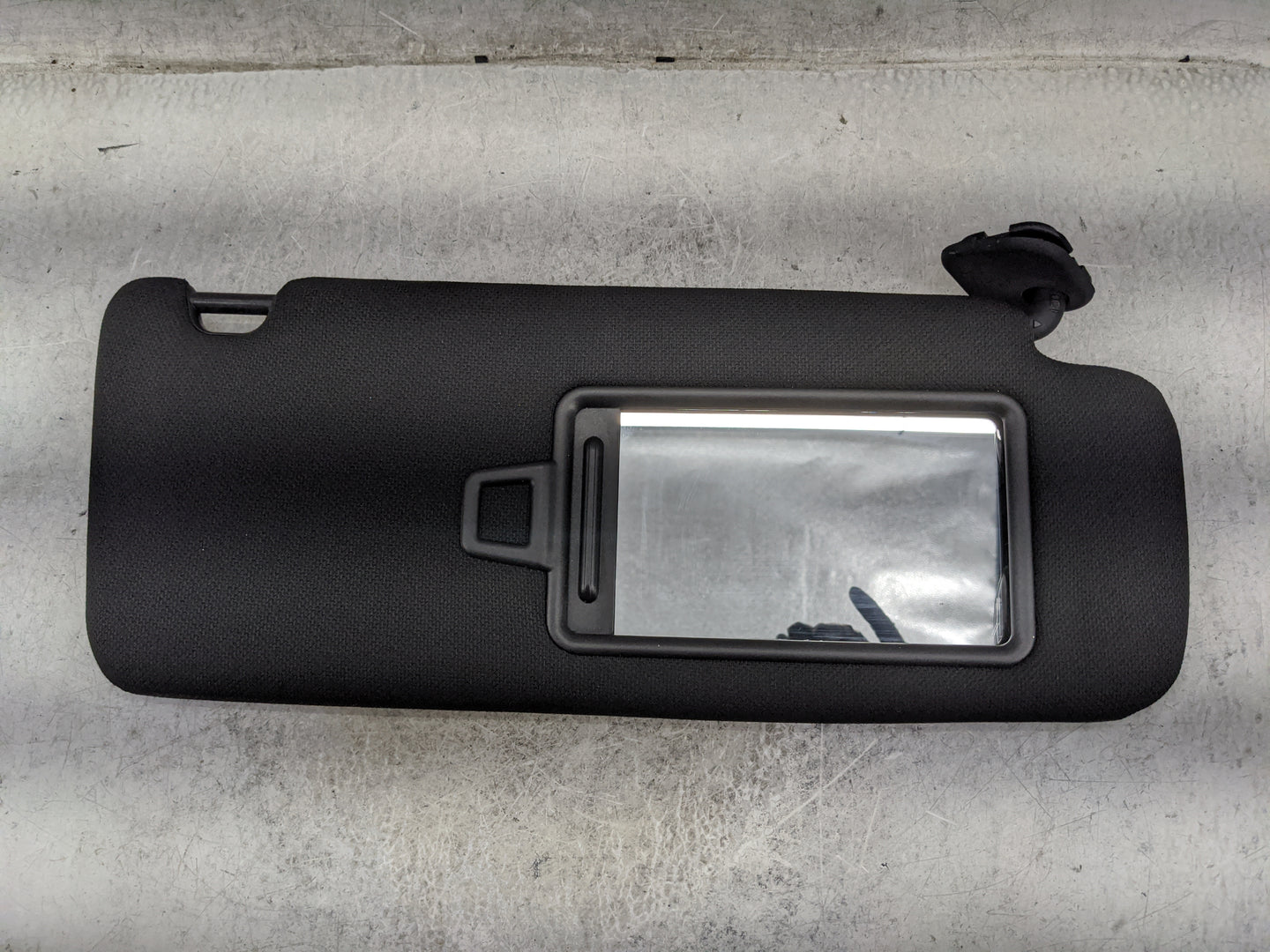 2015-2019 Hyundai Sonata Sun Visor Shade Replacement Passenger Right Mirror Fits Fits 2015 2016 2017 2018 2019 OEM Used Auto