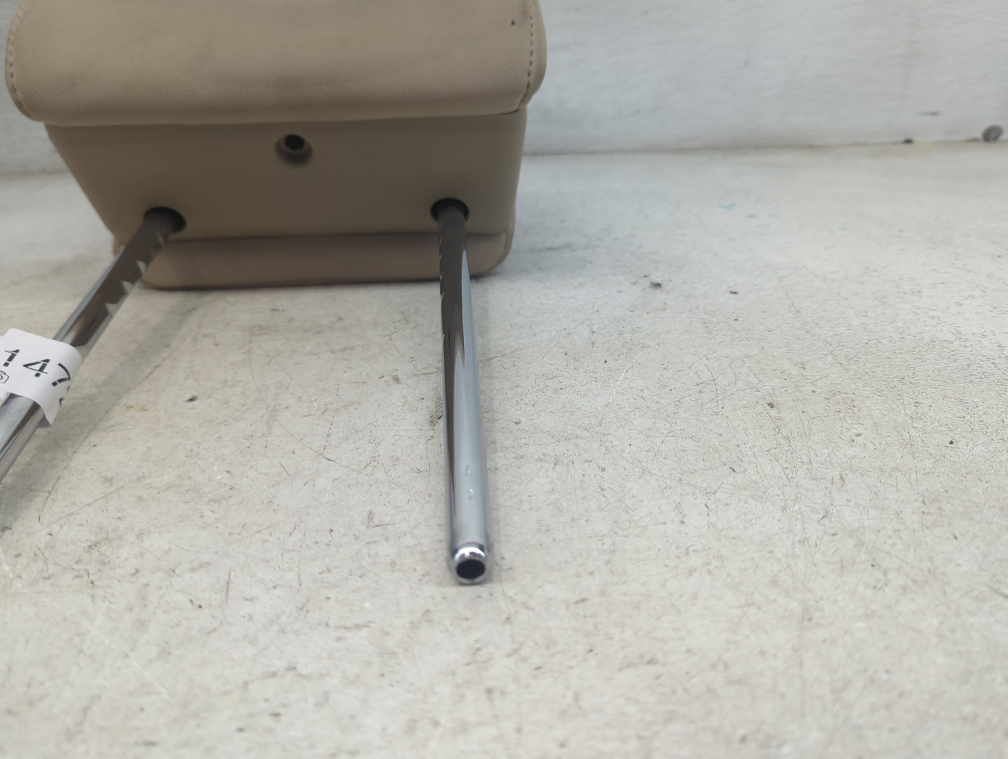 2017 Hyundai Sonata Headrest Head Rest Front Driver Passenger Seat Fits OEM Used Auto Parts - Oemusedautoparts1.com