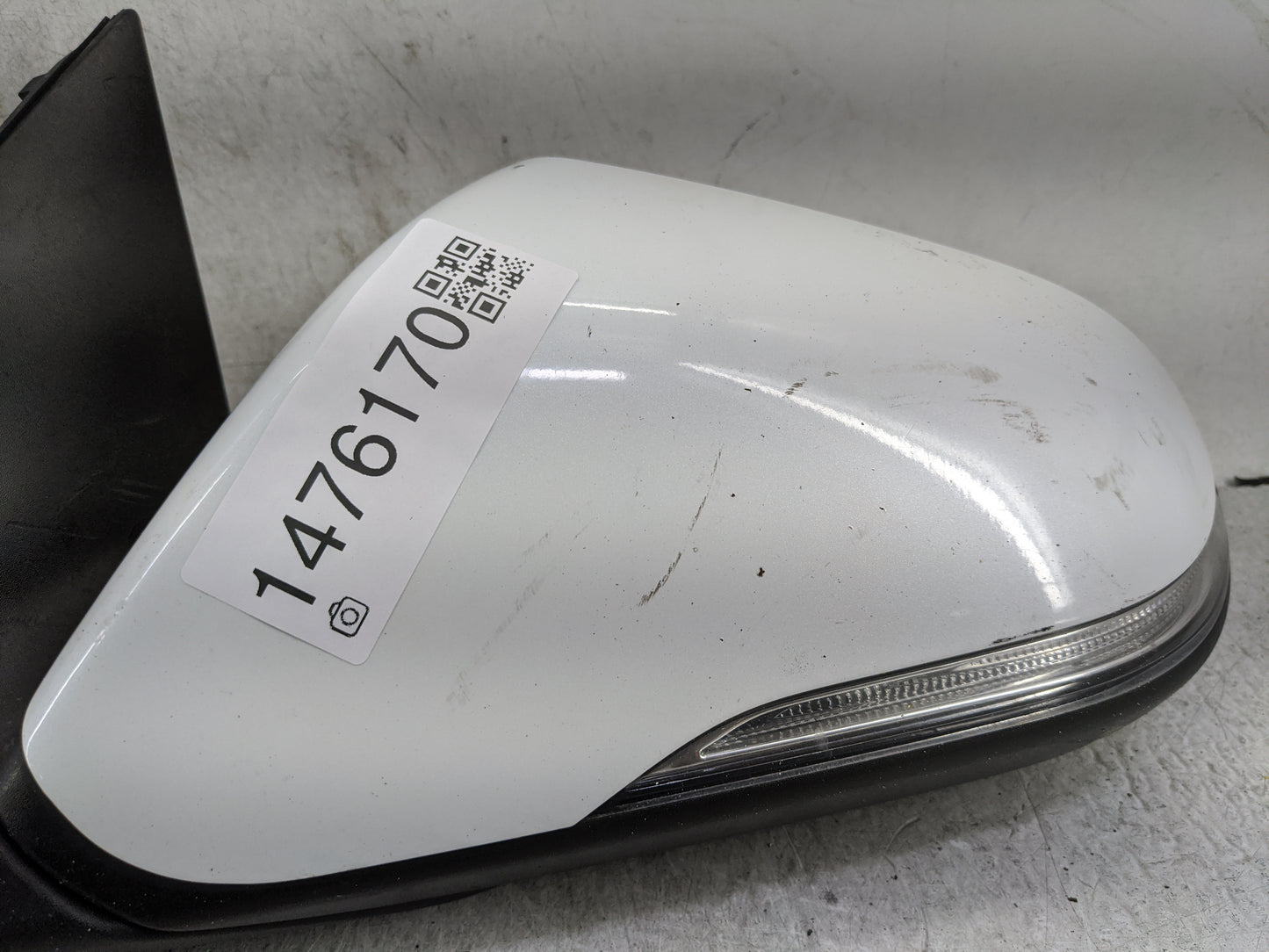 2017 Hyundai Sonata Driver Side View Mirror - Left Door Mirror OEM Used - Oemusedautoparts1.com