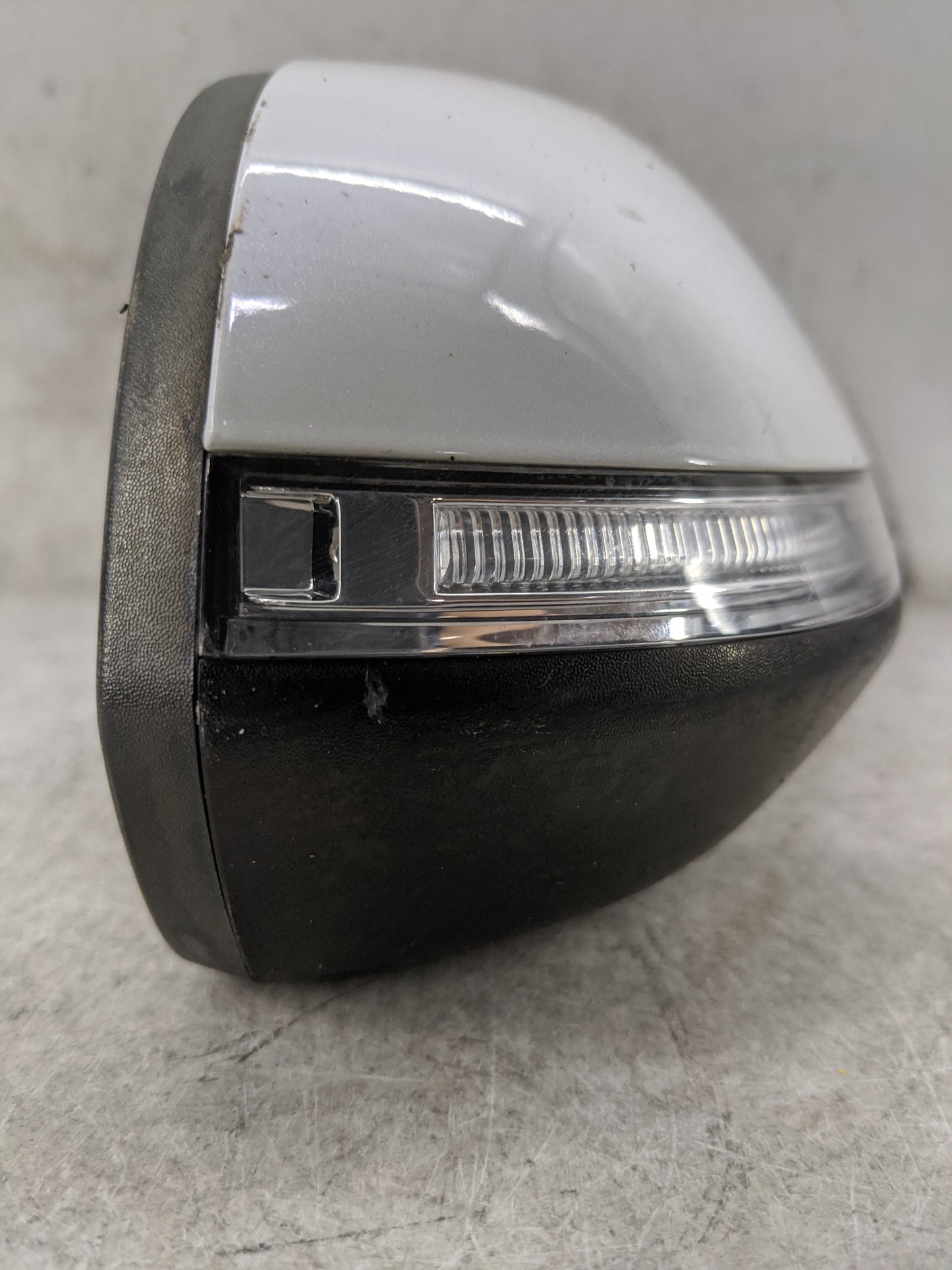2015-2017 Hyundai Sonata Passenger Side View Mirror - Right Door Mirror OEM Used - Oemusedautoparts1.com