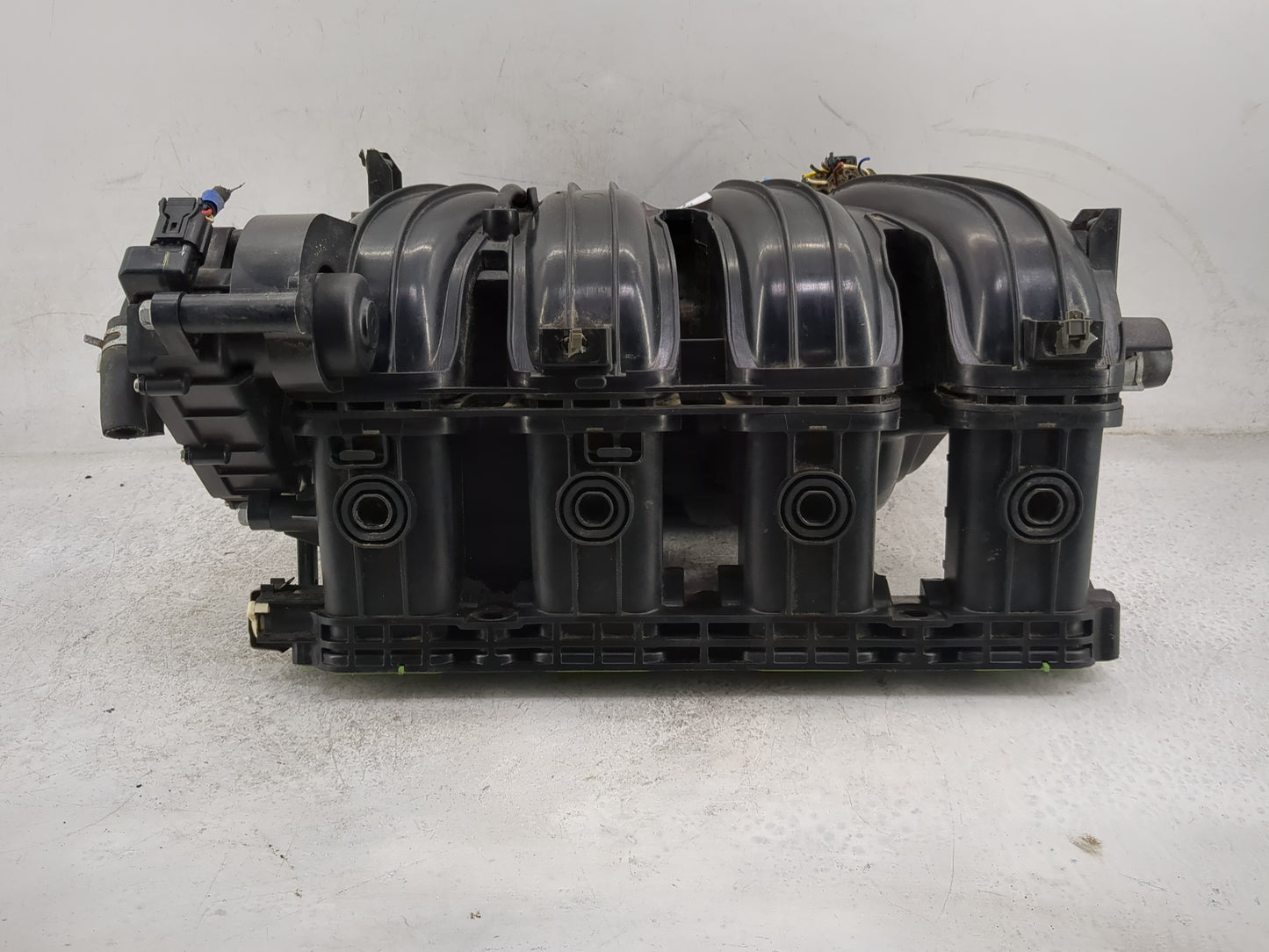 2015-2019 Hyundai Sonata Air Intake Manifold P/N:28300-2GGA1 Fits Fits 2015 2016 2017 2018 2019 2020 2021 OEM Used Auto Part