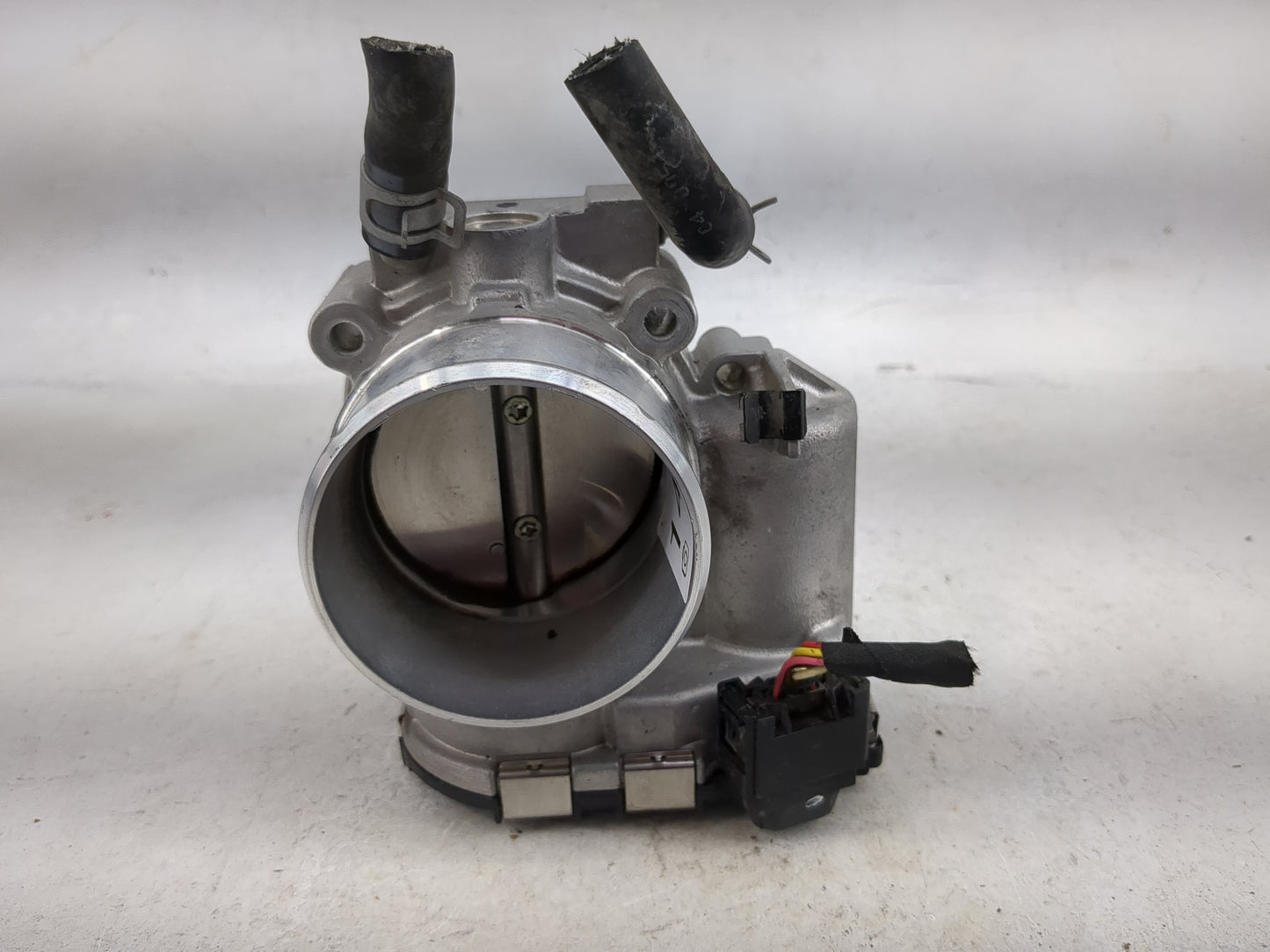 2015-2019 Hyundai Sonata Throttle Body P/N:35100-2G600 0280750618 Fits Fits 2015 2016 2017 2018 2019 2020 2021 OEM Used Auto