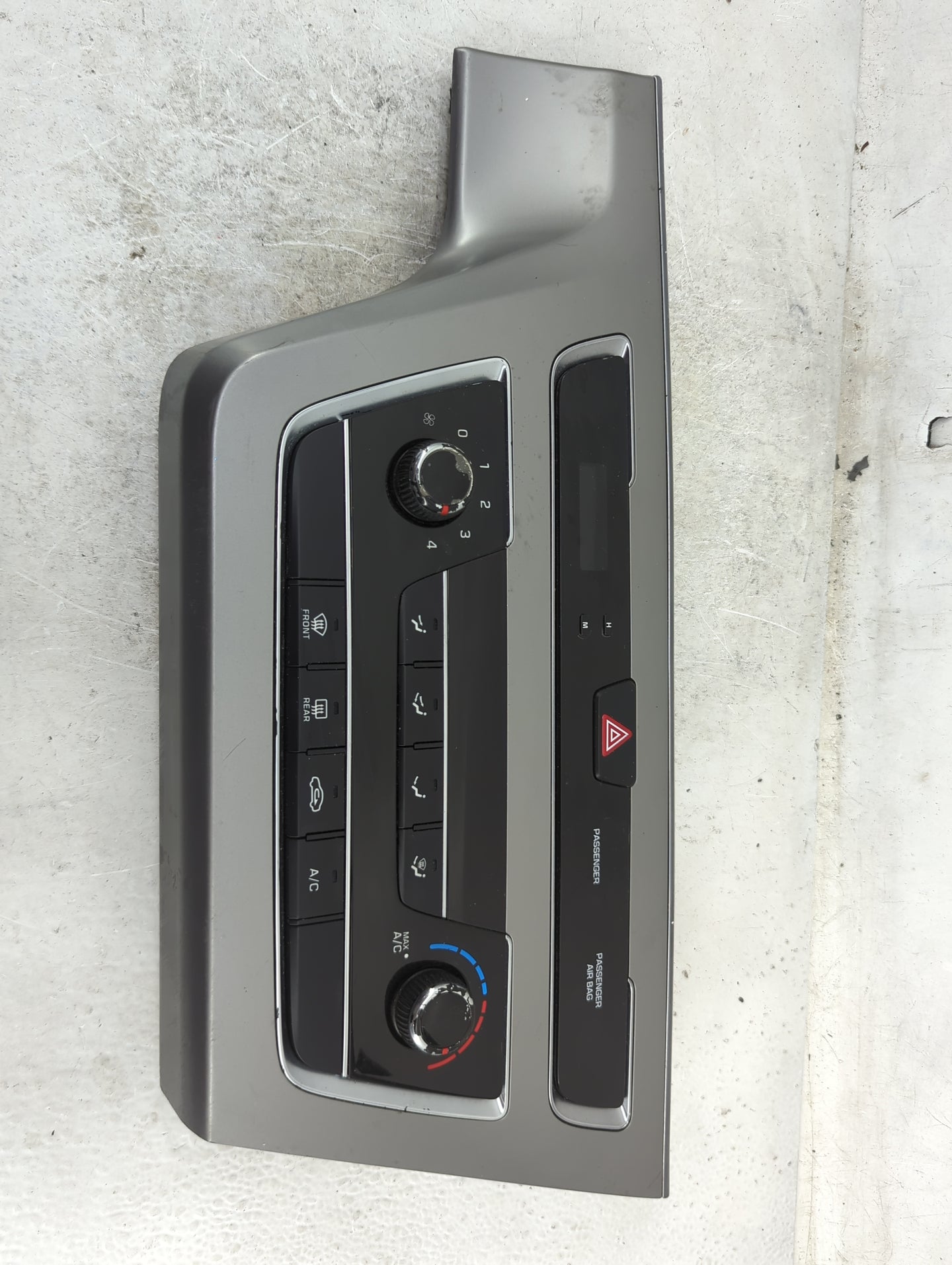 2017 Hyundai Sonata Climate Control Module Temperature AC/Heater Replacement P/N:94510-C2500 Fits OEM Used Auto Parts - Oemu
