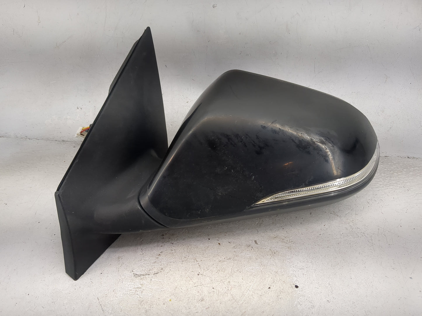 2017 Hyundai Sonata Driver Side View Mirror - Left Door Mirror OEM Used - Oemusedautoparts1.com