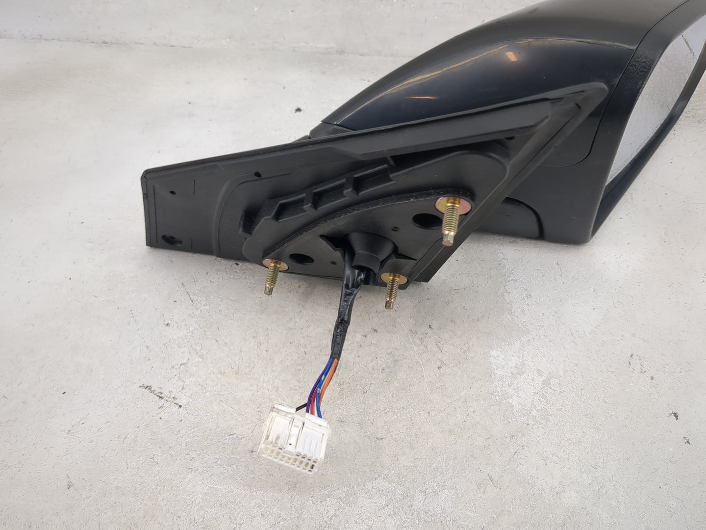 2017 Hyundai Sonata Passenger Side View Mirror - Right Door Mirror OEM Used - Oemusedautoparts1.com