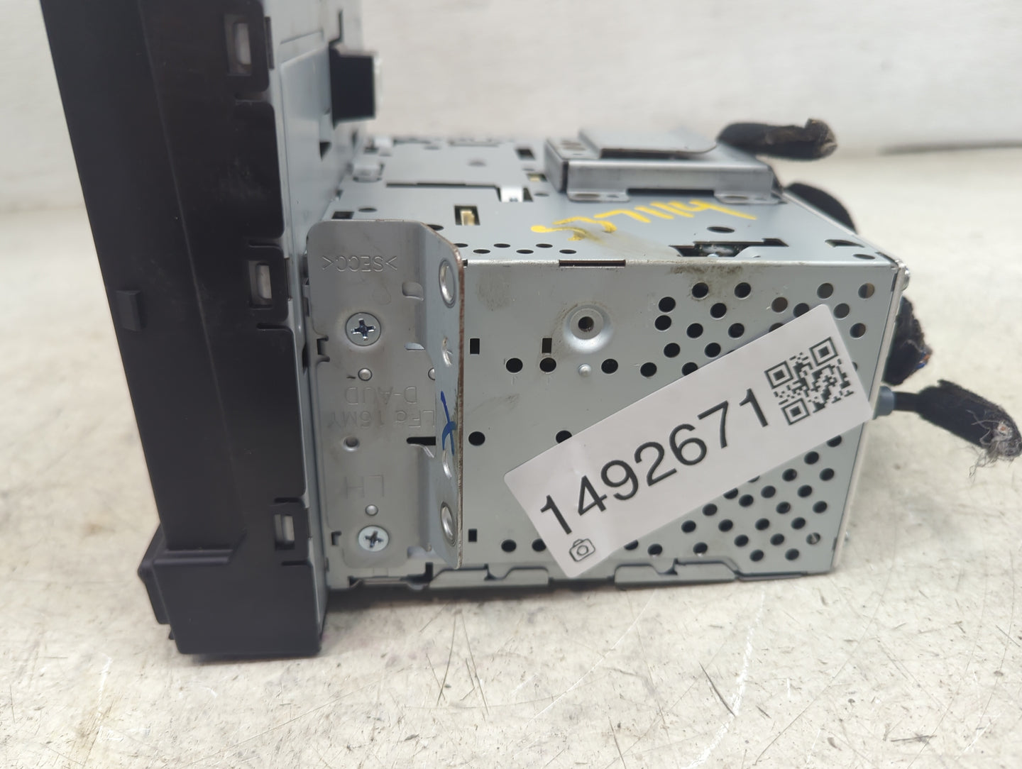 2016-2017 Hyundai Sonata Radio AM FM Cd Player Receiver Replacement P/N:96160-C20004X AT140C2AN, TQ8-AT140C2AN Fits Fits 201