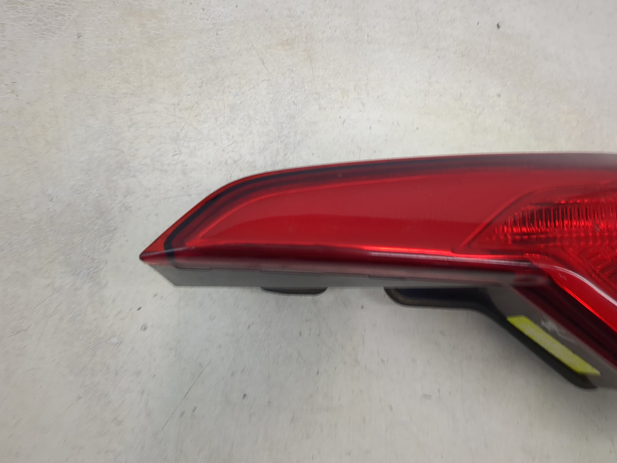 2015 Hyundai Sonata Passenger Right Side Deck Lid Mounted Tail Light 1512290 - Oemusedautoparts1.com