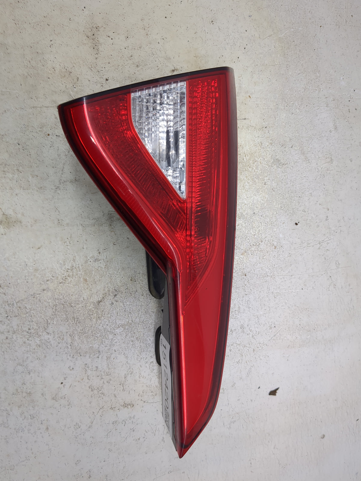 2015-2017 Hyundai Sonata Driver Left Side Deck Lid Mounted Tail Light 1512420 - Oemusedautoparts1.com