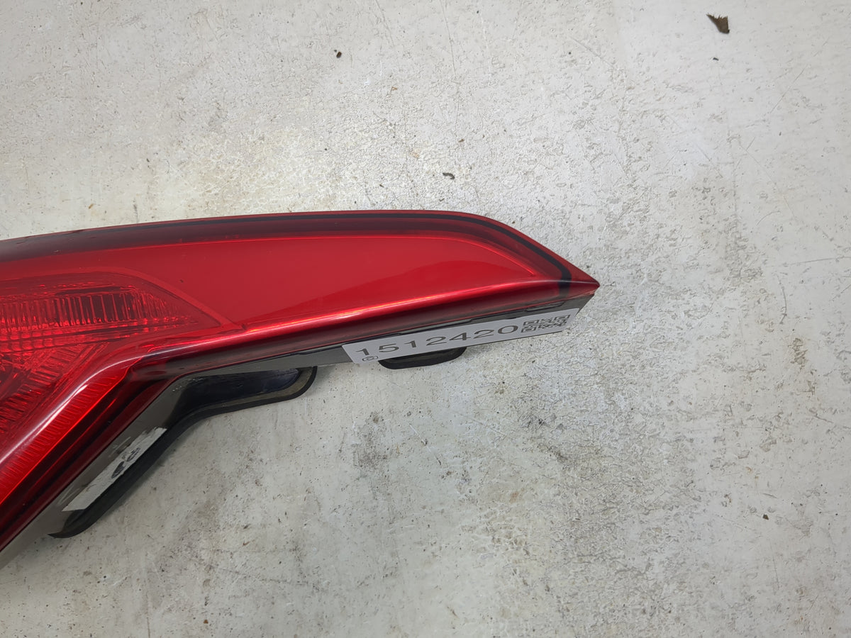 2015-2017 Hyundai Sonata Driver Left Side Deck Lid Mounted Tail Light 1512420 - Oemusedautoparts1.com