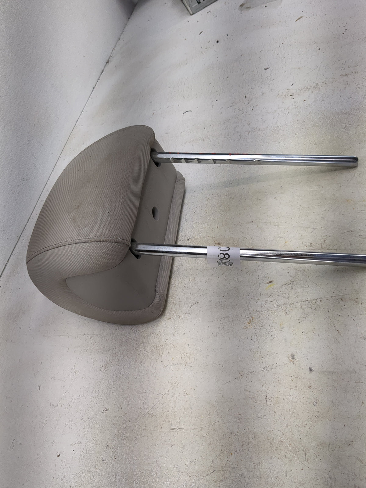 2017 Hyundai Sonata Headrest Head Rest Rear Center Seat Fits OEM Used Auto Parts - Oemusedautoparts1.com