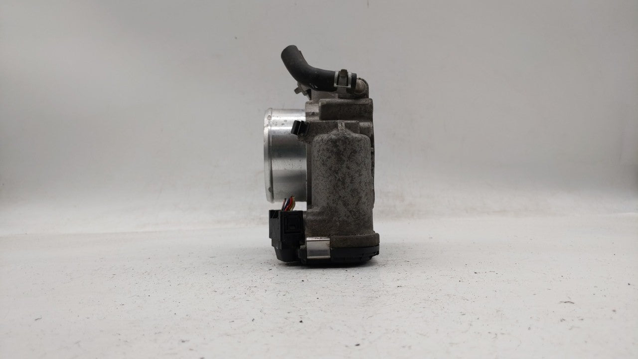 2015-2019 Hyundai Sonata Throttle Body P/N:0 280 750 618 35100-2G600 Fits Fits 2015 2016 2017 2018 2019 OEM Used Auto Parts 