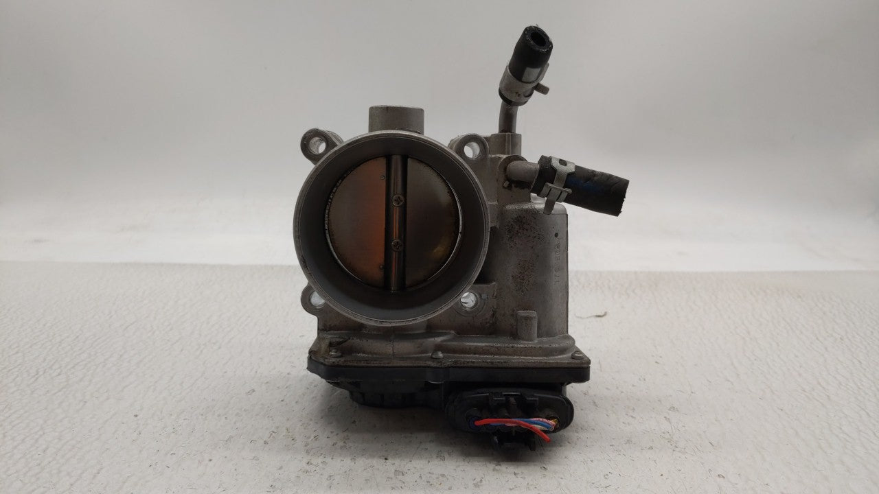 2016-2017 Hyundai Sonata Throttle Body P/N:35100-2E610 Fits Fits 2016 2017 2018 2019 OEM Used Auto Parts - Oemusedautoparts1