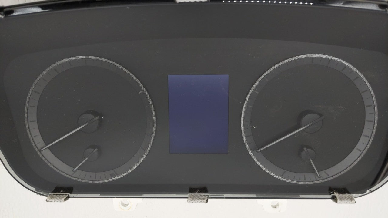 2016-2017 Hyundai Sonata Instrument Cluster Speedometer Gauges P/N:94001-C2201 94001-C2200 Fits Fits 2016 2017 OEM Used Auto