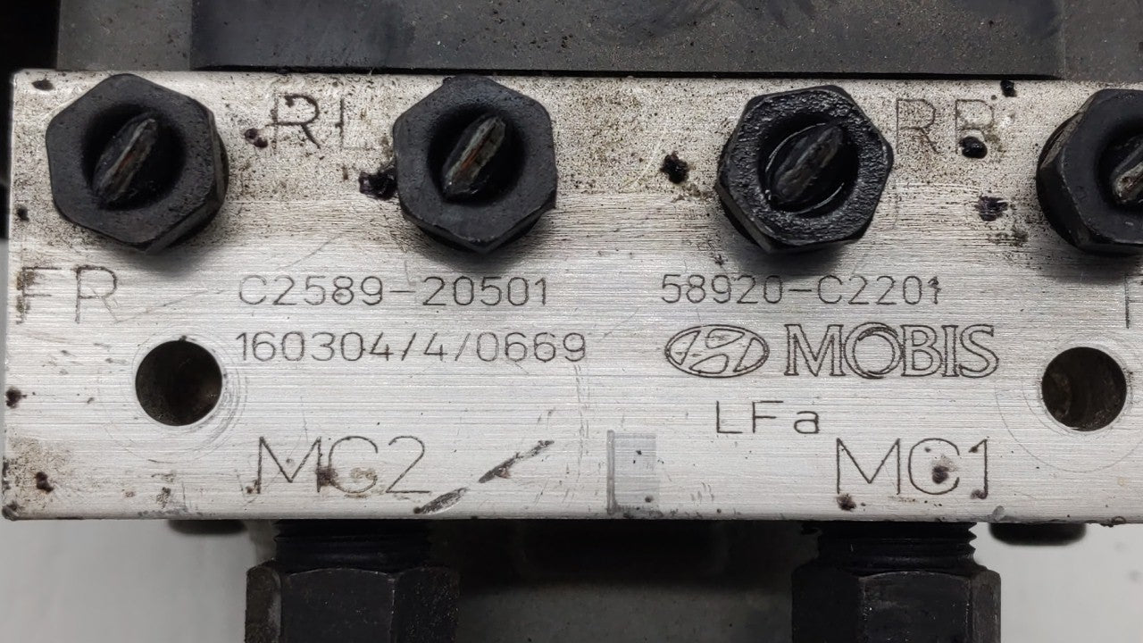 2015-2017 Hyundai Sonata ABS Pump Control Module Replacement P/N:61589-45100 58920-C2201 Fits Fits 2015 2016 2017 OEM Used A