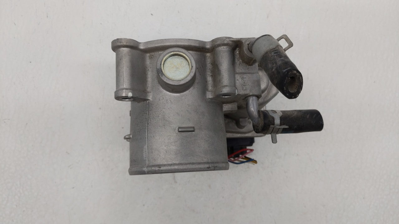 2016-2017 Hyundai Sonata Throttle Body P/N:35100-2E610 Fits Fits 2016 2017 2018 2019 OEM Used Auto Parts - Oemusedautoparts1