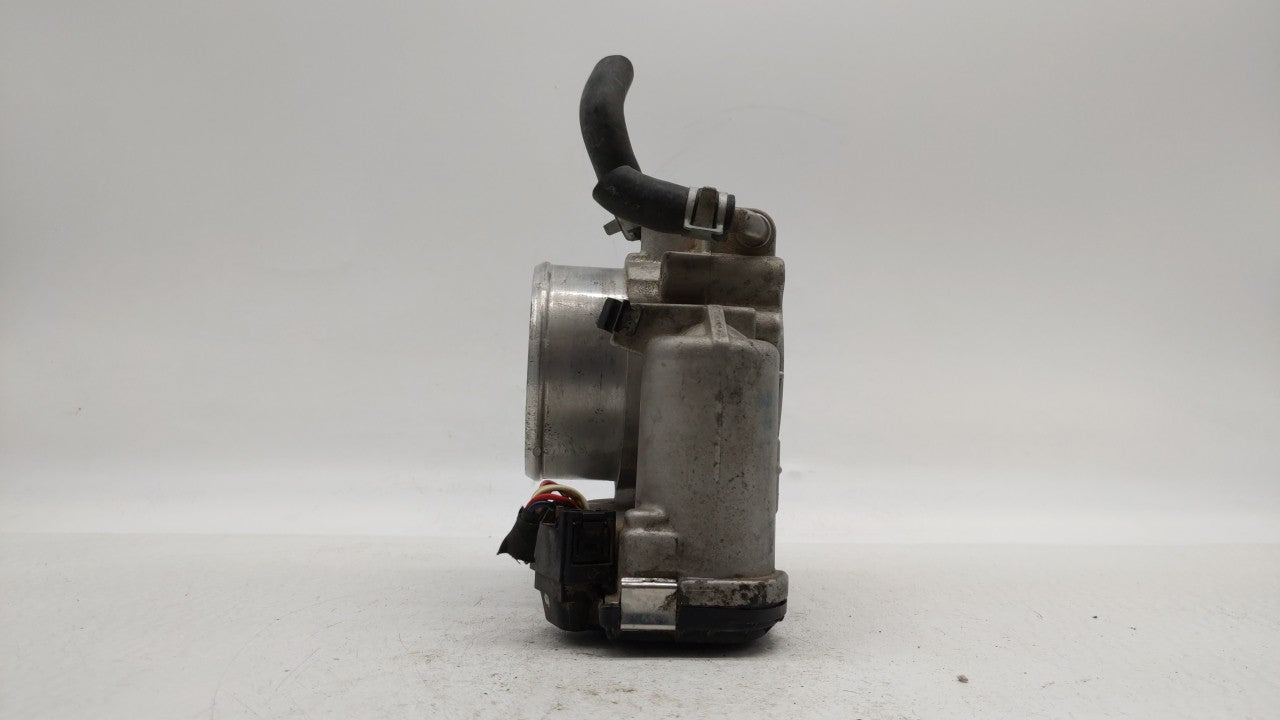 2015-2019 Hyundai Sonata Throttle Body P/N:35100-2G600 Fits Fits 2015 2016 2017 2018 2019 OEM Used Auto Parts - Oemusedautop
