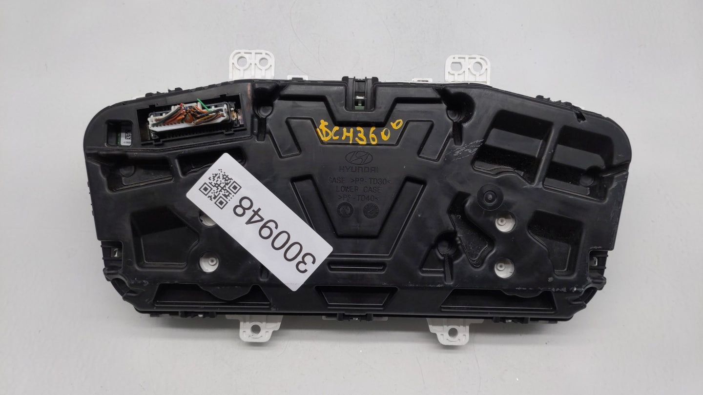2016-2017 Hyundai Sonata Instrument Cluster Speedometer Gauges P/N:94001-C2201 94001-C2200 Fits Fits 2016 2017 OEM Used Auto