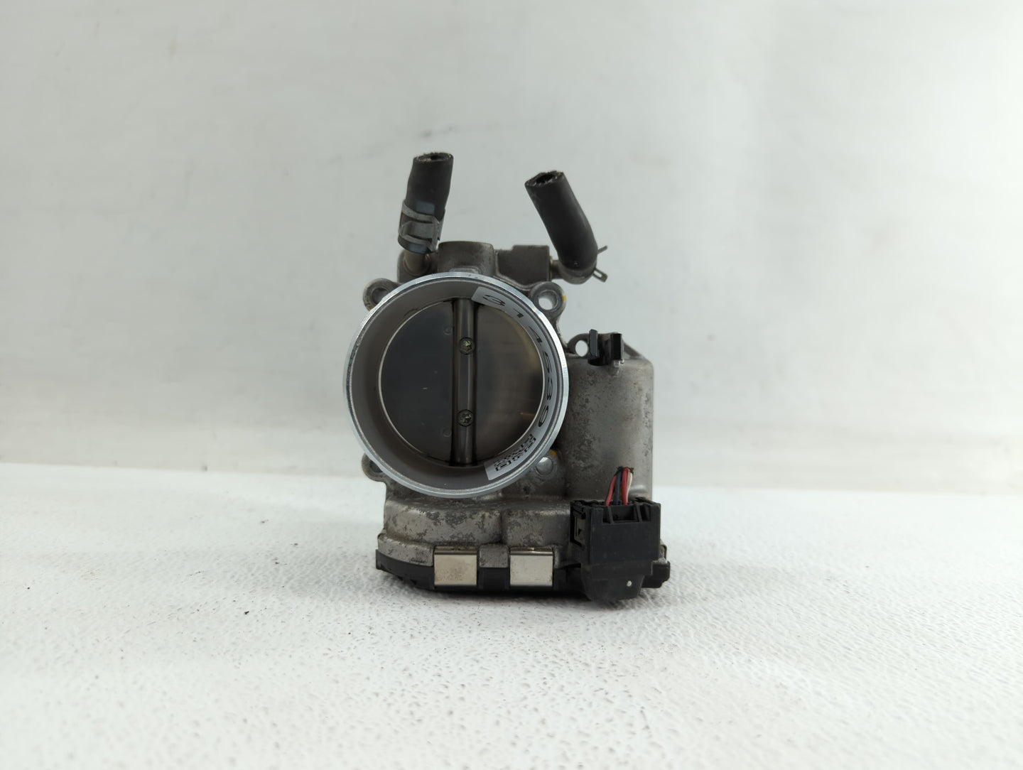 2015-2019 Hyundai Sonata Throttle Body P/N:35100-2G600 Fits Fits 2015 2016 2017 2018 2019 OEM Used Auto Parts - Oemusedautop