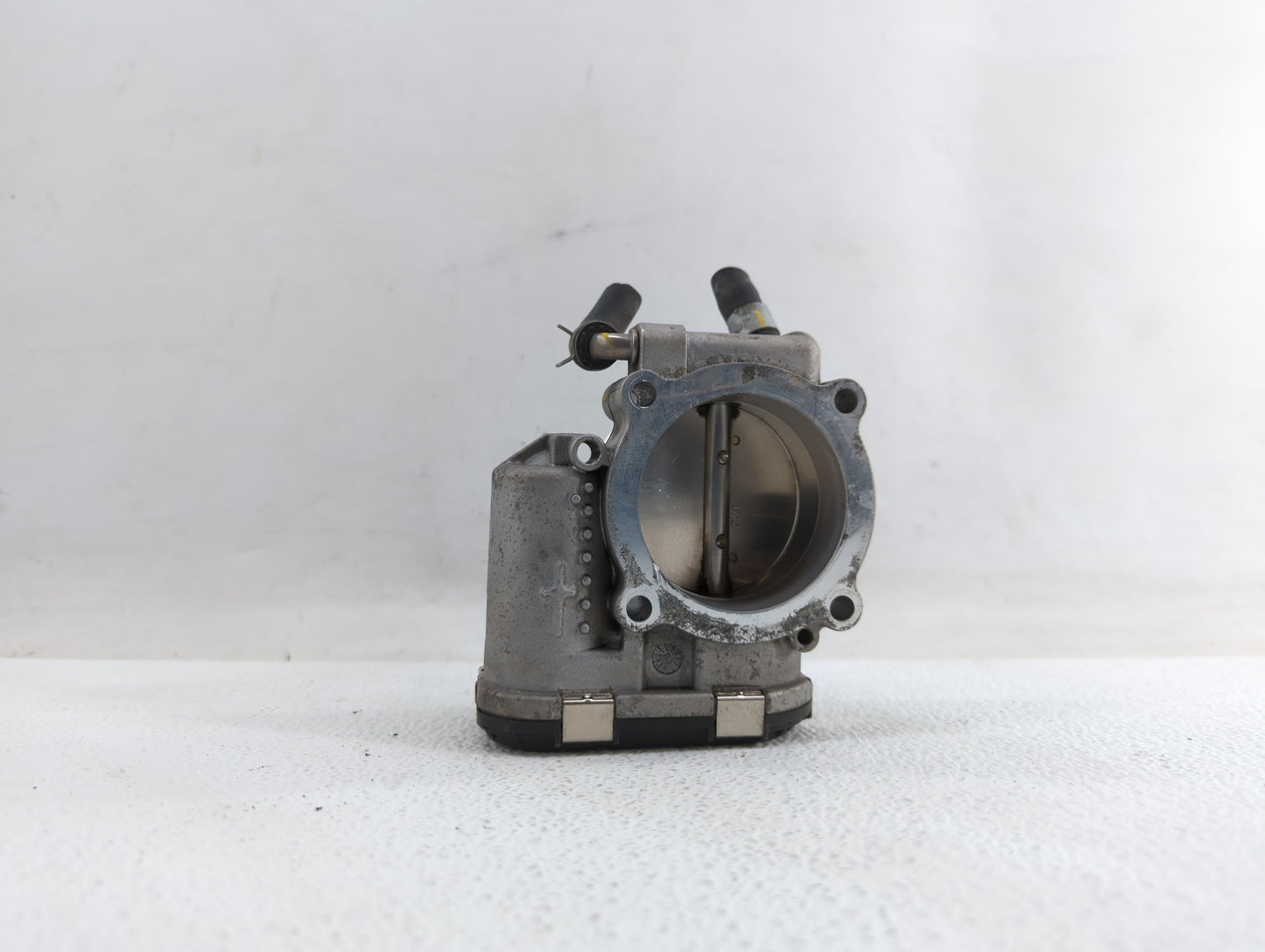 2015-2019 Hyundai Sonata Throttle Body P/N:35100-2G600 Fits Fits 2015 2016 2017 2018 2019 OEM Used Auto Parts - Oemusedautop