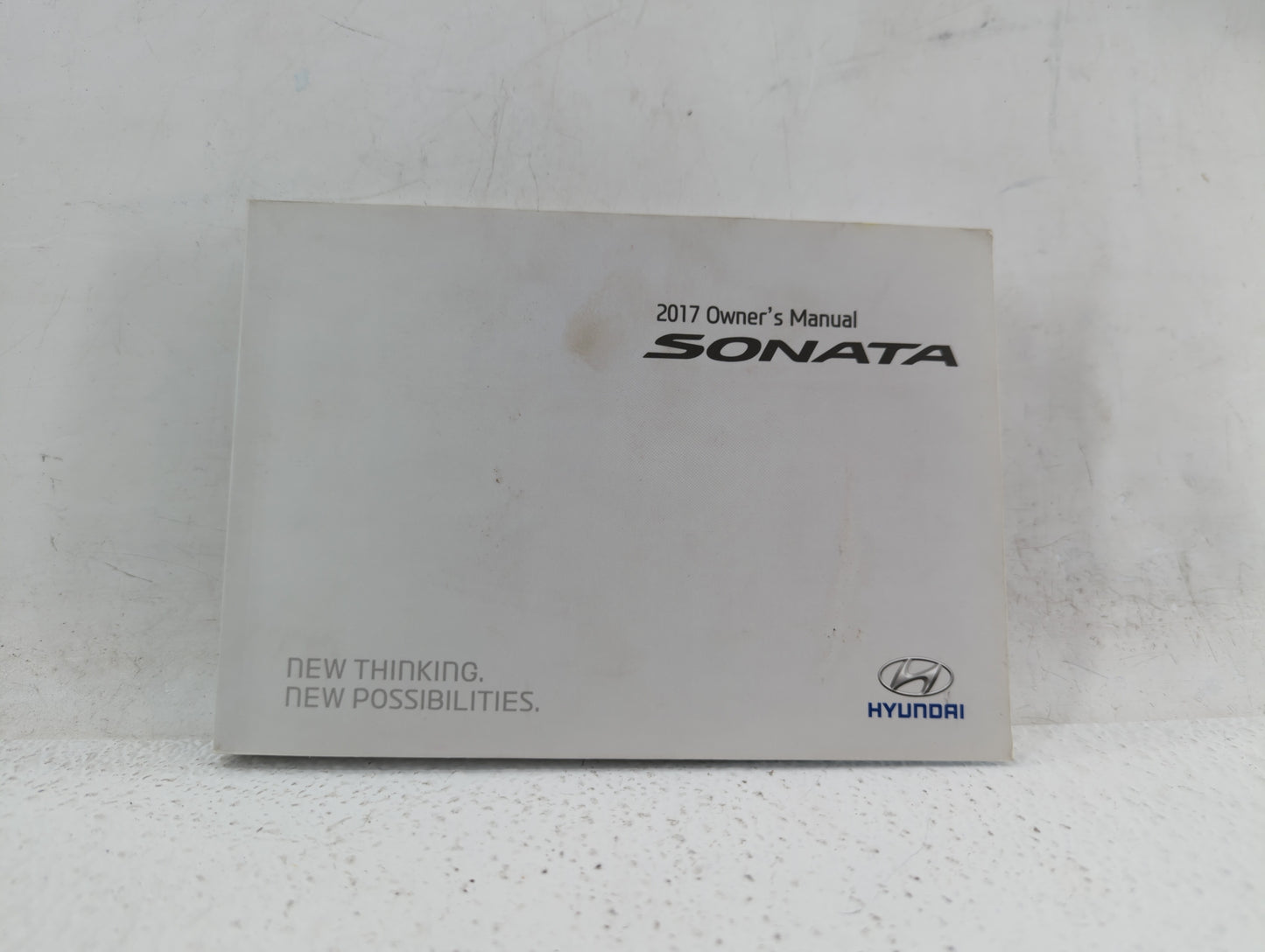 2017 Hyundai Sonata Owners Manual Book Guide P/N:HC10-EU66B OEM Used Auto Parts - Oemusedautoparts1.com