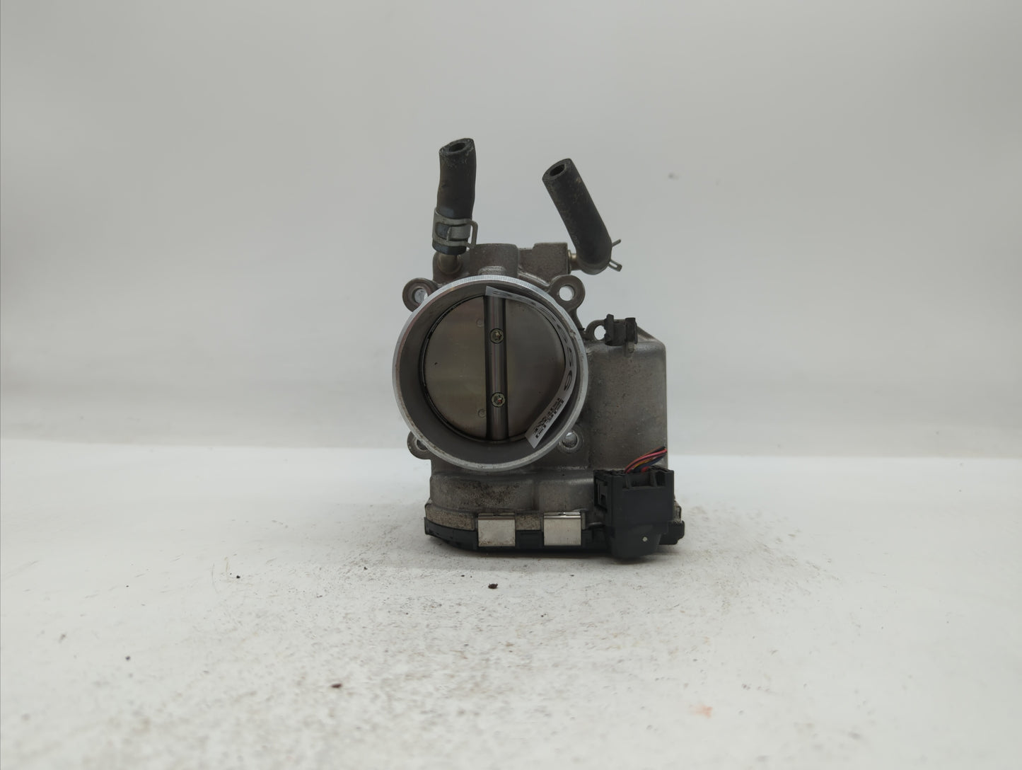 2015-2019 Hyundai Sonata Throttle Body P/N:35100-2G600 Fits Fits 2015 2016 2017 2018 2019 OEM Used Auto Parts - Oemusedautop