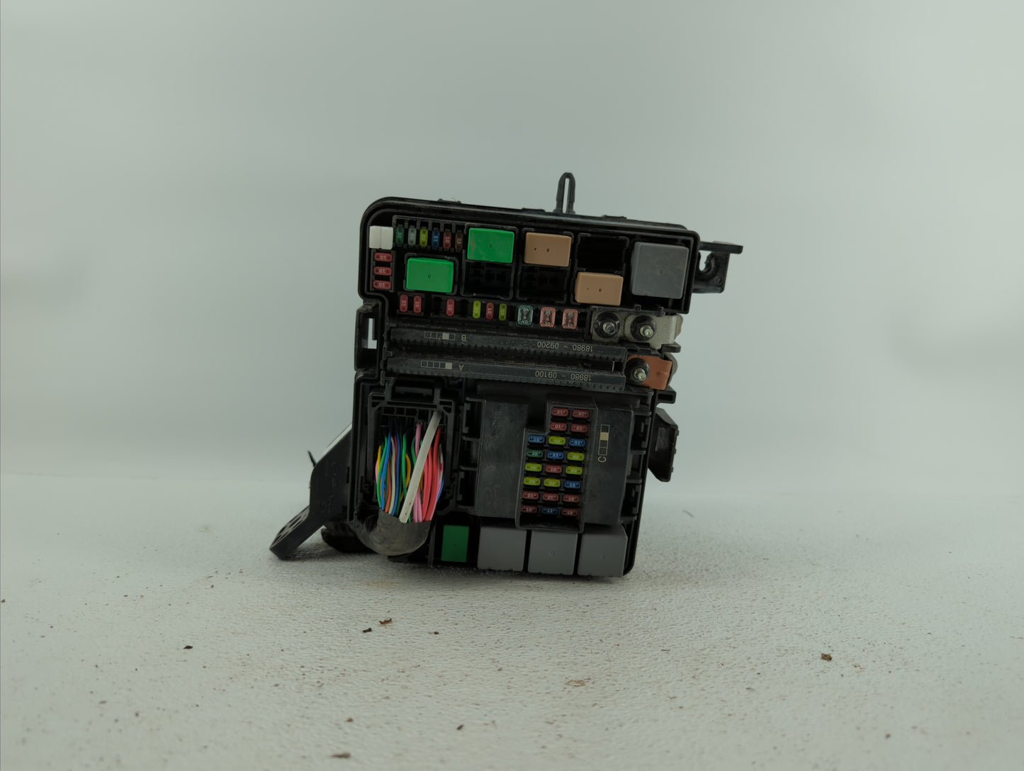 2016-2017 Hyundai Sonata Fusebox Fuse Box Panel Relay Module Fits Fits 2016 2017 OEM Used Auto Parts - Oemusedautoparts1.com