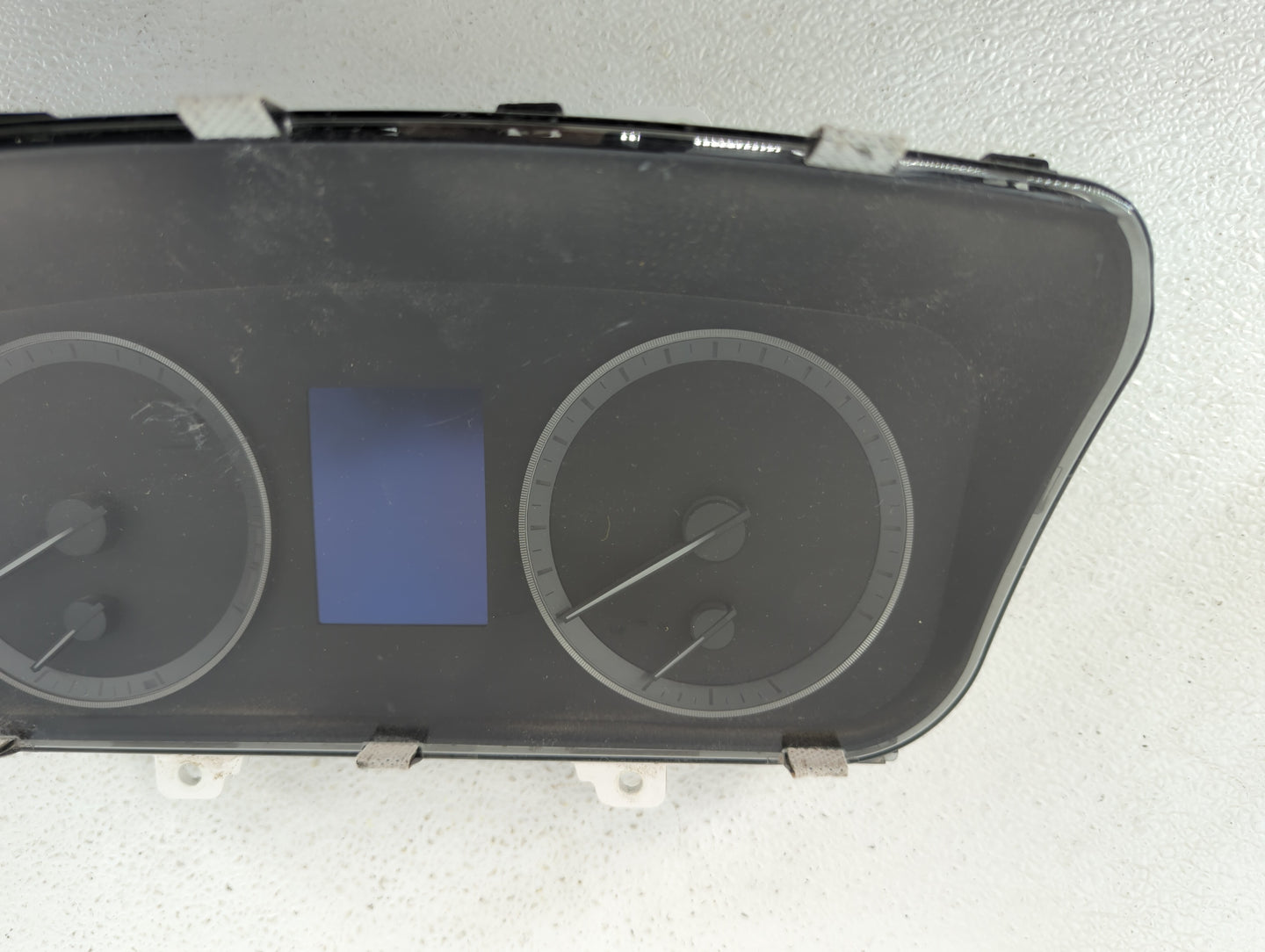 2016-2017 Hyundai Sonata Instrument Cluster Speedometer Gauges P/N:94001-C2201 Fits Fits 2016 2017 OEM Used Auto Parts - Oem