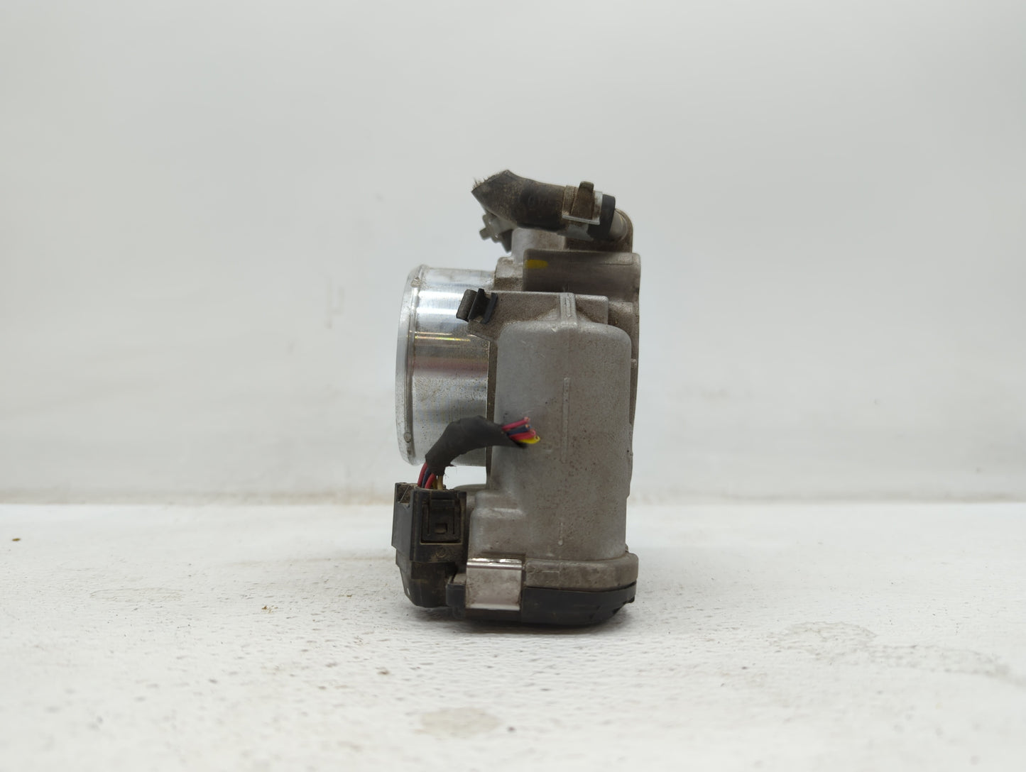 2015-2019 Hyundai Sonata Throttle Body P/N:0 280 750 618 35100-2G600 Fits Fits 2015 2016 2017 2018 2019 OEM Used Auto Parts 