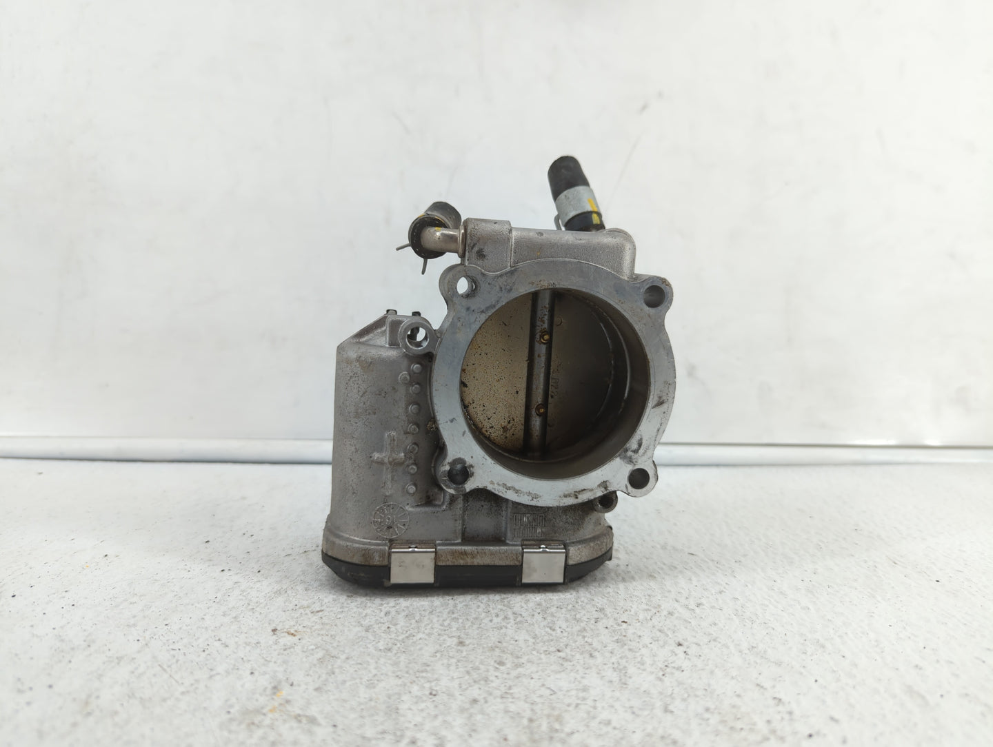 2015-2019 Hyundai Sonata Throttle Body P/N:0 280 750 618 35100-2G600 Fits Fits 2015 2016 2017 2018 2019 OEM Used Auto Parts 
