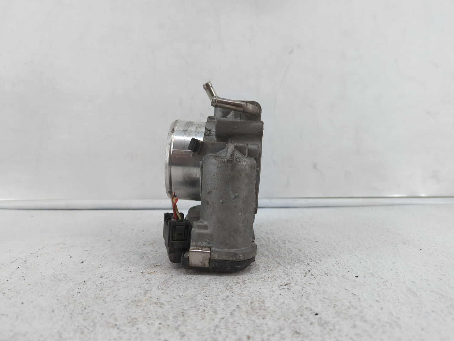 2015-2019 Hyundai Sonata Throttle Body P/N:0 280 750 618 35100-2G600 Fits Fits 2015 2016 2017 2018 2019 OEM Used Auto Parts 