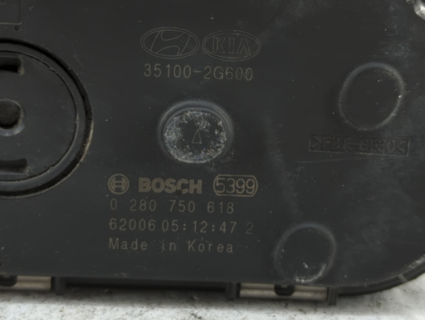 2015-2019 Hyundai Sonata Throttle Body P/N:0 280 750 618 35100-2G600 Fits Fits 2015 2016 2017 2018 2019 OEM Used Auto Parts 