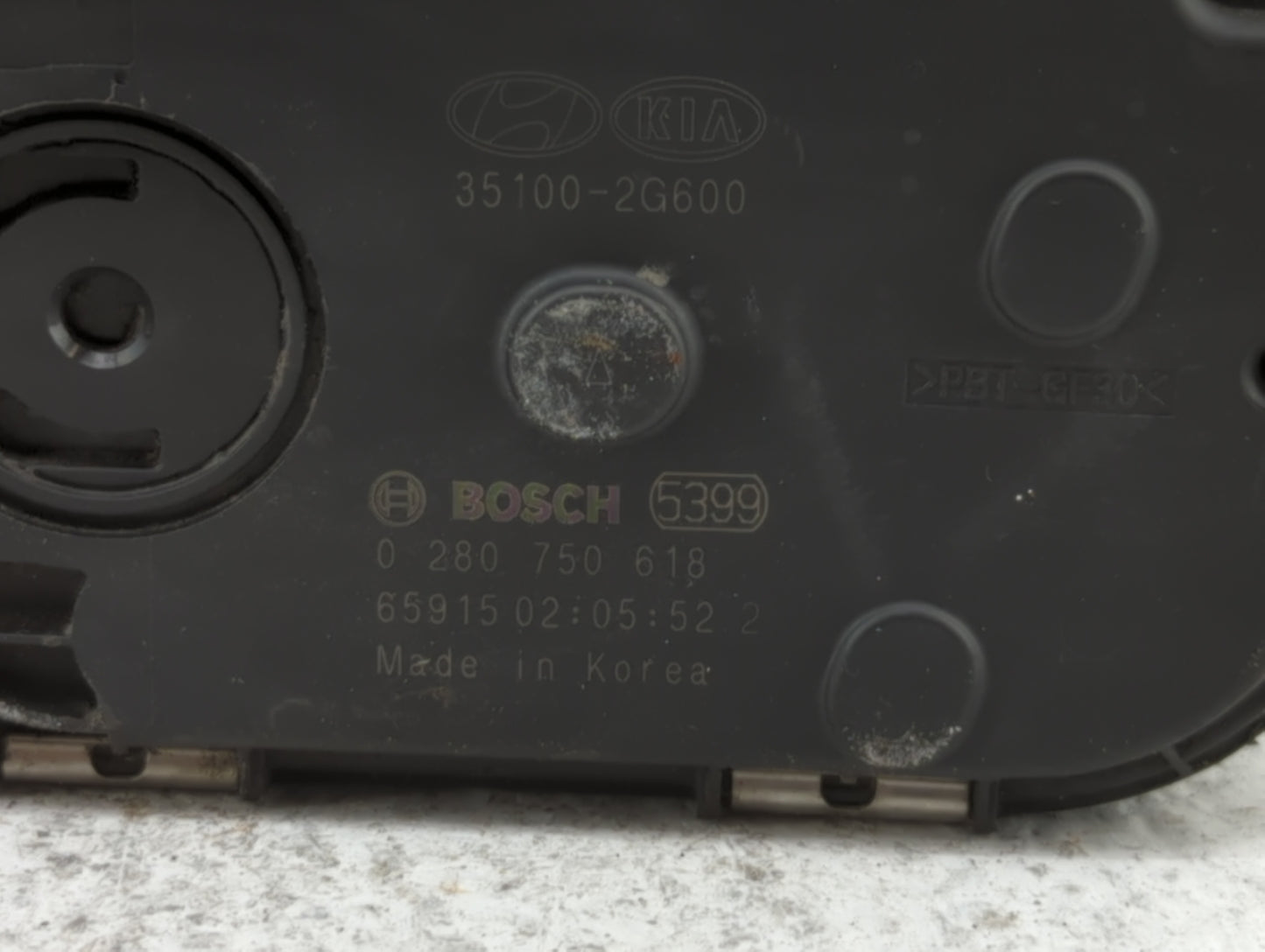 2015-2019 Hyundai Sonata Throttle Body P/N:0 280 750 618 35100-2G600 Fits Fits 2015 2016 2017 2018 2019 OEM Used Auto Parts 