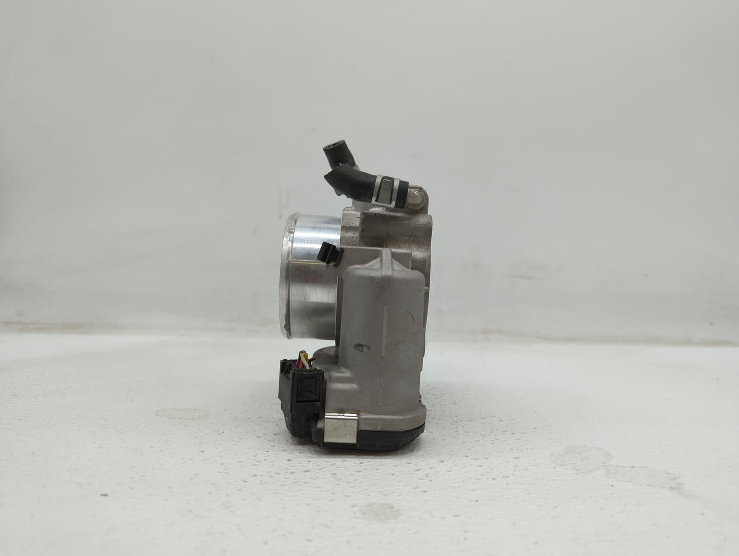 2015-2019 Hyundai Sonata Throttle Body P/N:0 280 750 618 35100-2G600 Fits Fits 2015 2016 2017 2018 2019 OEM Used Auto Parts 