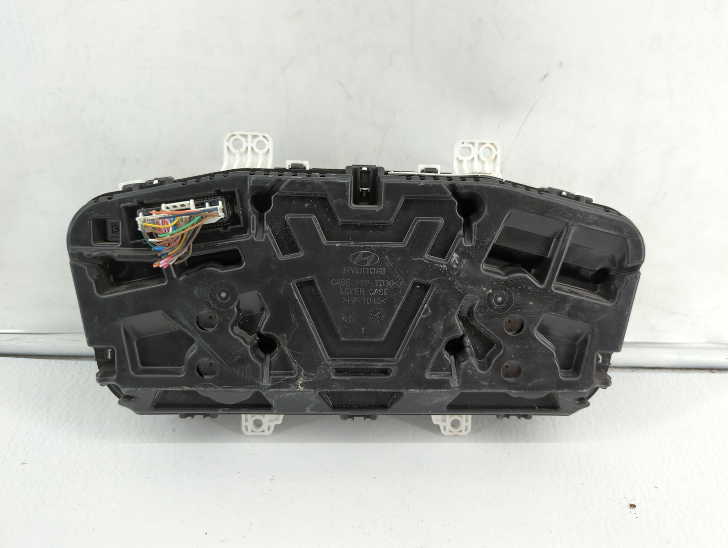 2016-2017 Hyundai Sonata Instrument Cluster Speedometer Gauges P/N:94001-C2201 Fits Fits 2016 2017 OEM Used Auto Parts - Oem