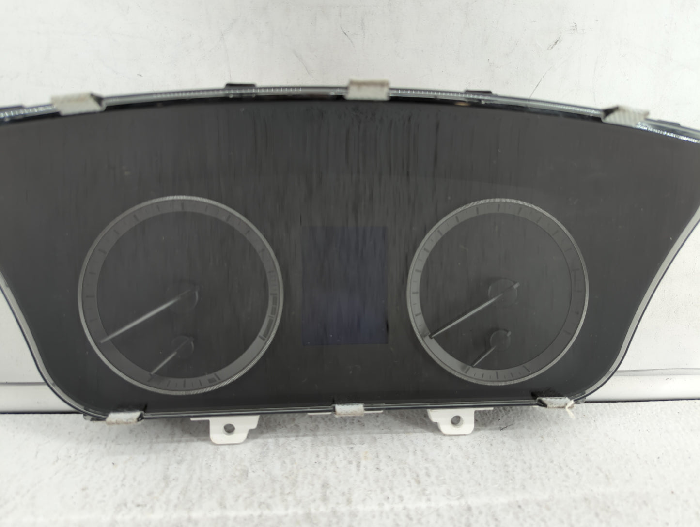 2016-2017 Hyundai Sonata Instrument Cluster Speedometer Gauges P/N:94001-C2200 94001-C2201 Fits Fits 2016 2017 OEM Used Auto