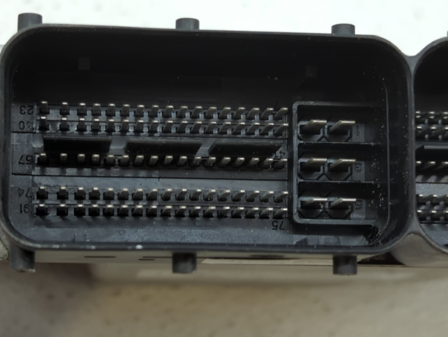 2015-2017 Hyundai Sonata PCM Engine Control Computer ECU ECM PCU OEM P/N:39111-2GGL3 39101-2GGL3 Fits Fits 2015 2016 2017 OE