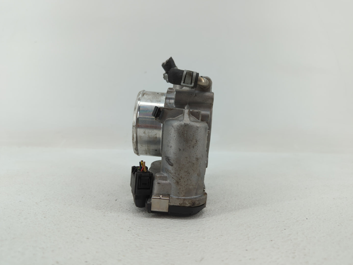 2015-2019 Hyundai Sonata Throttle Body P/N:0 280 750 618 35100-2G600 Fits Fits 2015 2016 2017 2018 2019 OEM Used Auto Parts 