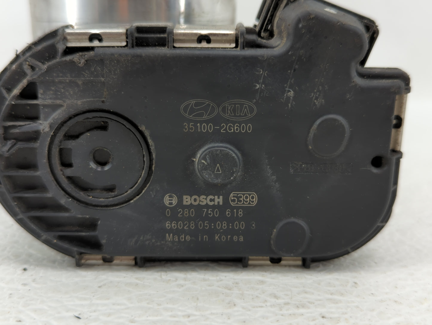2015-2019 Hyundai Sonata Throttle Body P/N:0 280 750 618 35100-2G600 Fits Fits 2015 2016 2017 2018 2019 OEM Used Auto Parts 