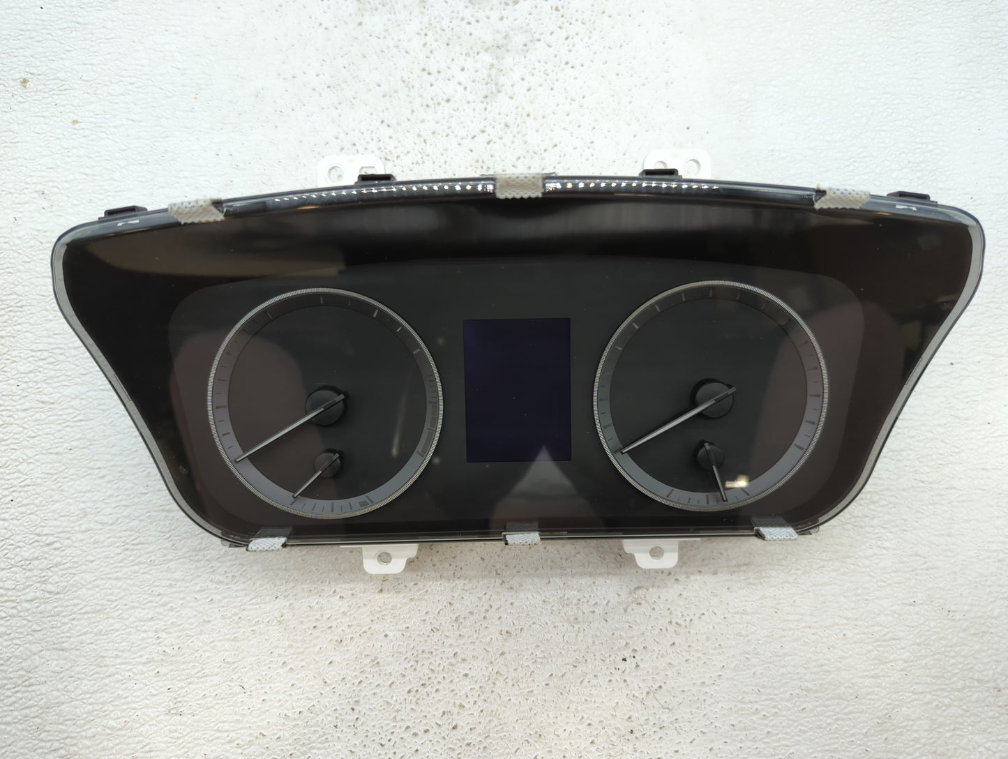 2016-2017 Hyundai Sonata Instrument Cluster Speedometer Gauges P/N:94001-C2201 Fits Fits 2016 2017 OEM Used Auto Parts - Oem