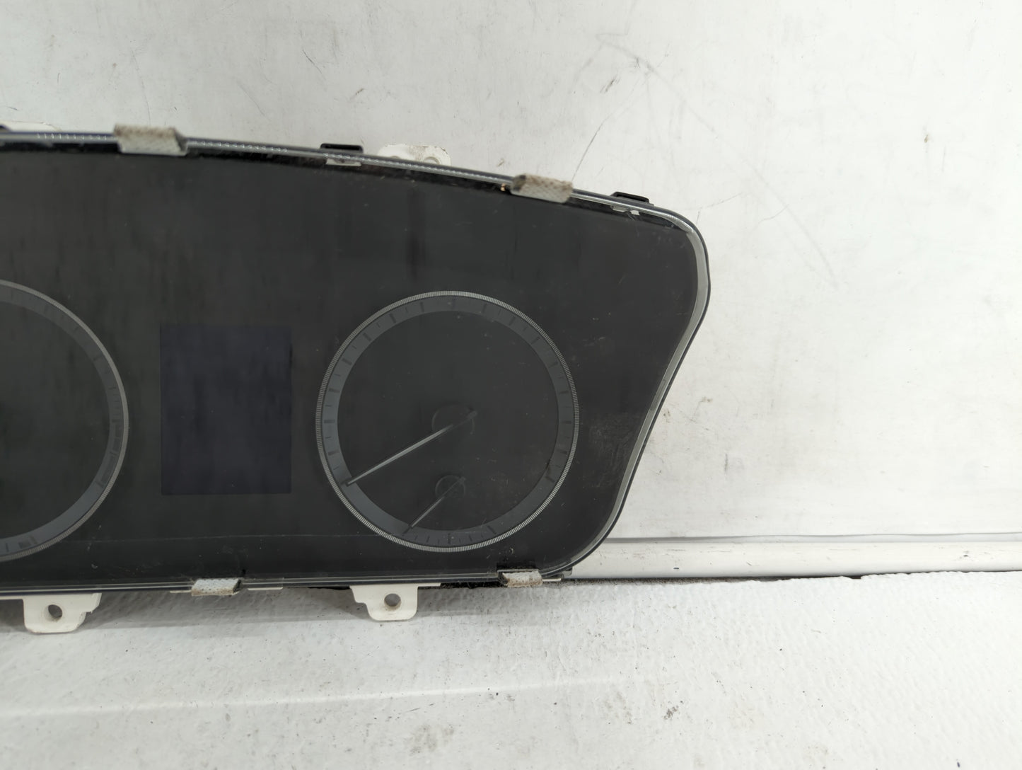 2016-2017 Hyundai Sonata Instrument Cluster Speedometer Gauges P/N:94001-C2201 Fits Fits 2016 2017 OEM Used Auto Parts - Oem