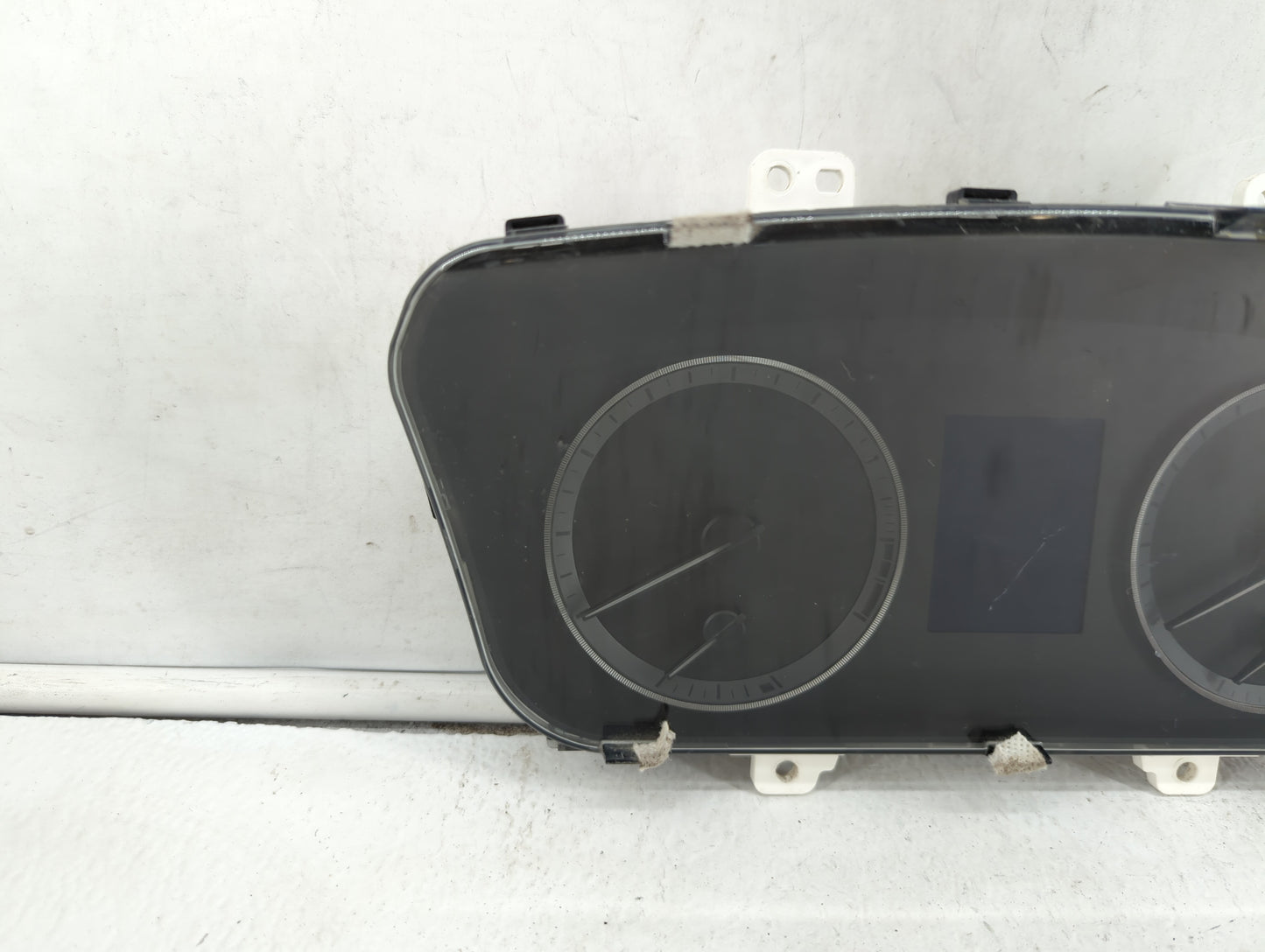 2016-2017 Hyundai Sonata Instrument Cluster Speedometer Gauges P/N:94001-C2201 Fits Fits 2016 2017 OEM Used Auto Parts - Oem