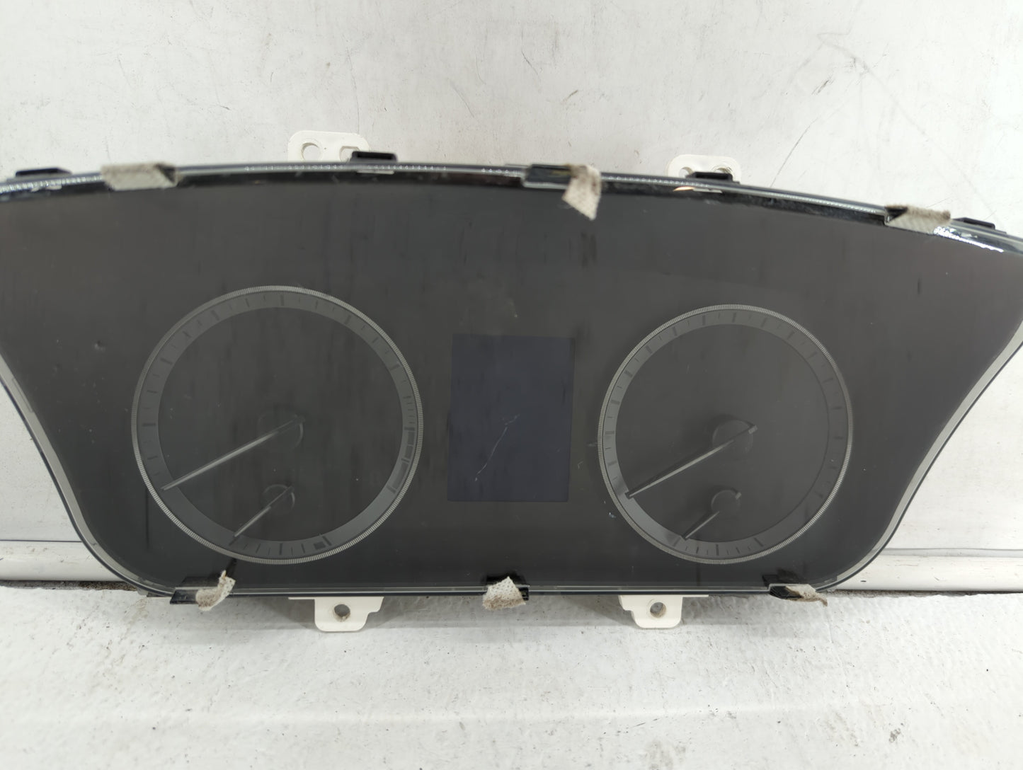 2016-2017 Hyundai Sonata Instrument Cluster Speedometer Gauges P/N:94001-C2201 Fits Fits 2016 2017 OEM Used Auto Parts - Oem