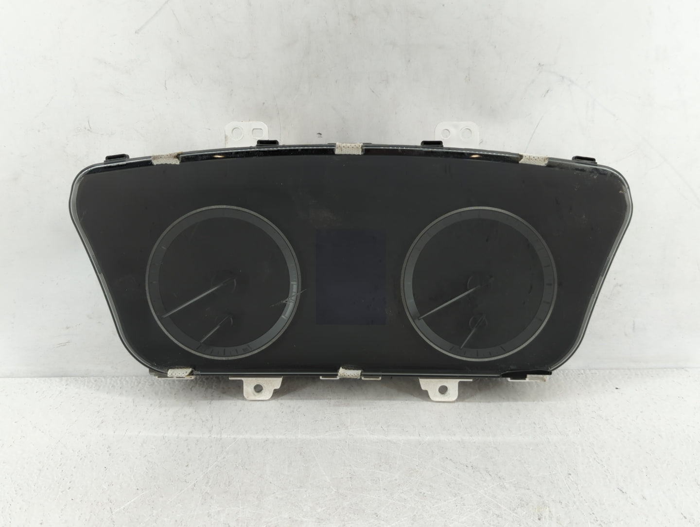 2016-2017 Hyundai Sonata Instrument Cluster Speedometer Gauges P/N:94001-C2201 Fits Fits 2016 2017 OEM Used Auto Parts - Oem