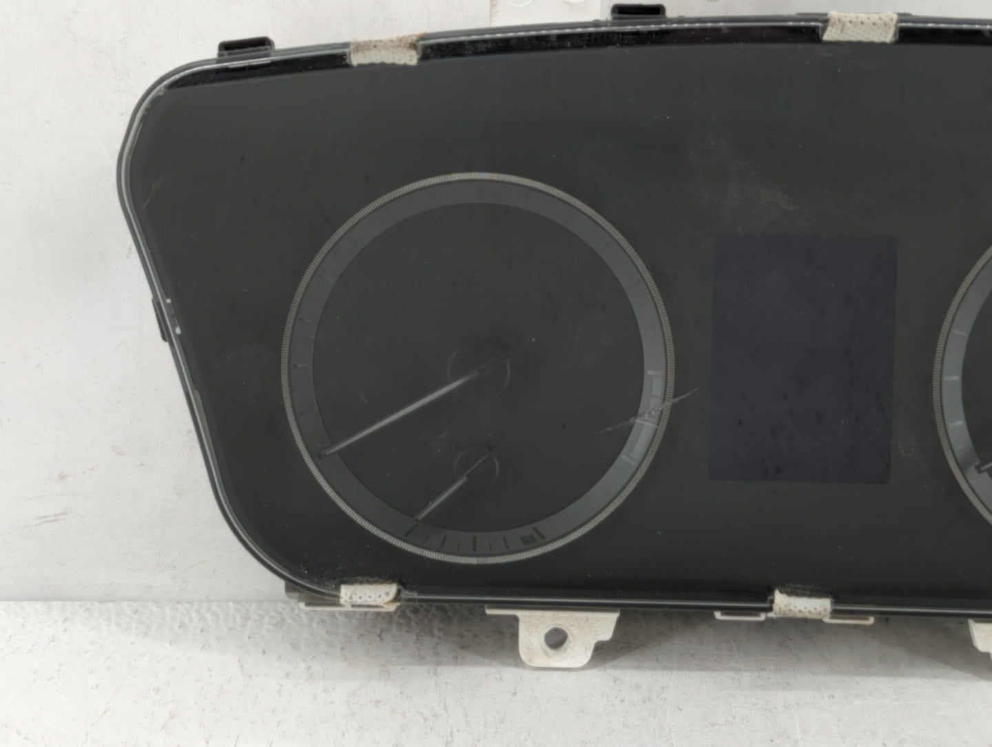 2016-2017 Hyundai Sonata Instrument Cluster Speedometer Gauges P/N:94001-C2201 Fits Fits 2016 2017 OEM Used Auto Parts - Oem