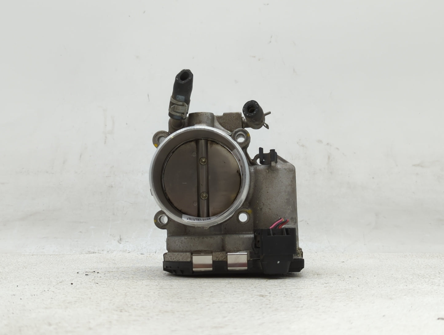 2015-2019 Hyundai Sonata Throttle Body P/N:35100-2G600 Fits Fits 2015 2016 2017 2018 2019 OEM Used Auto Parts - Oemusedautop