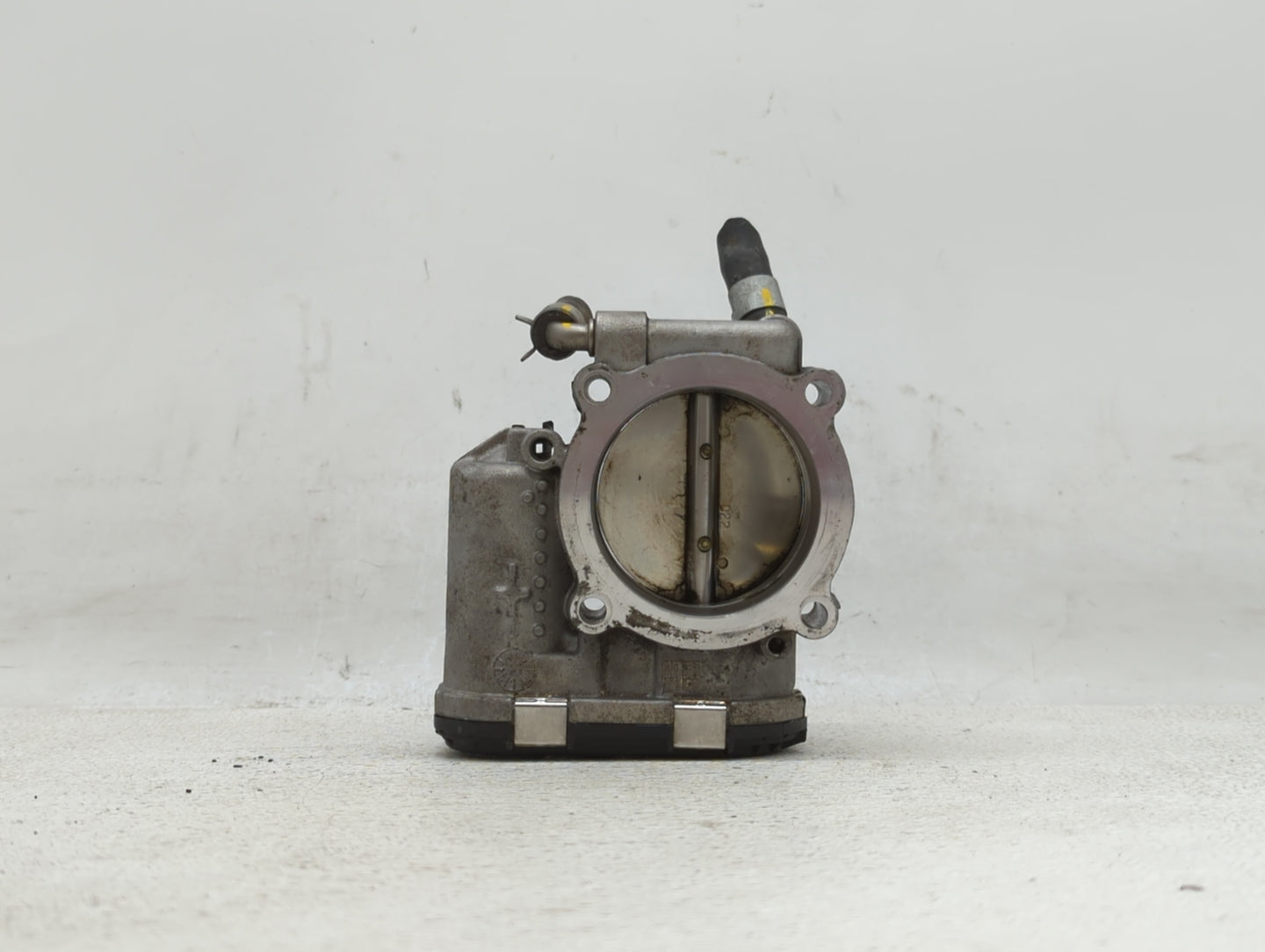 2015-2019 Hyundai Sonata Throttle Body P/N:35100-2G600 Fits Fits 2015 2016 2017 2018 2019 OEM Used Auto Parts - Oemusedautop