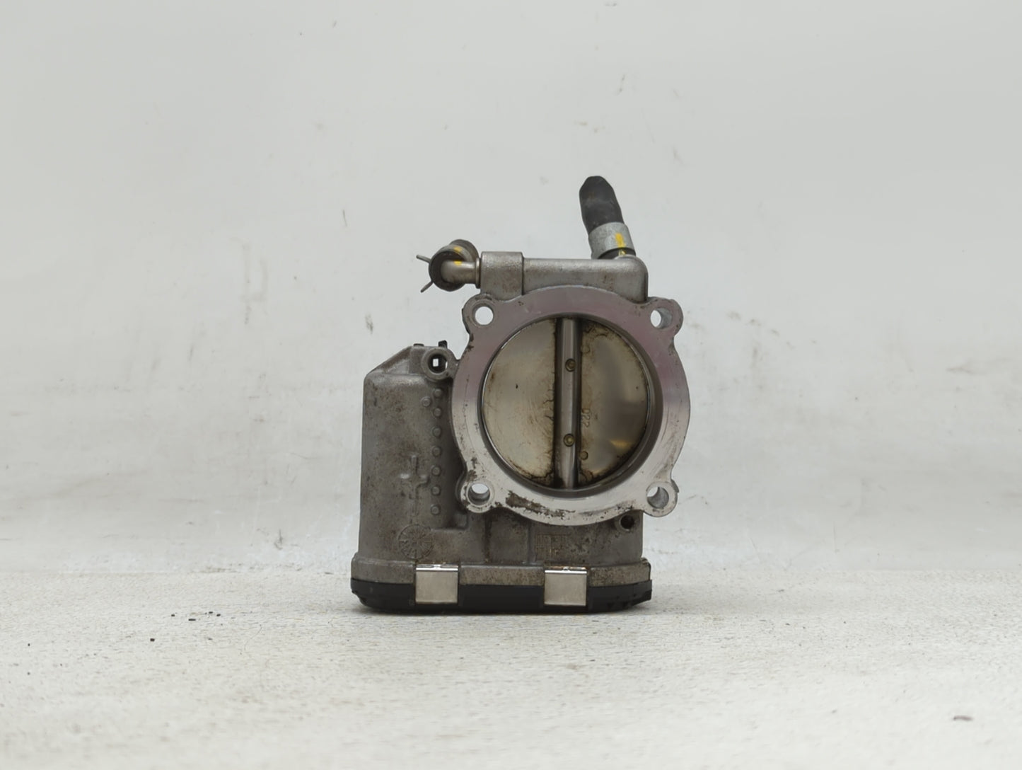2015-2019 Hyundai Sonata Throttle Body P/N:35100-2G600 Fits Fits 2015 2016 2017 2018 2019 OEM Used Auto Parts - Oemusedautop
